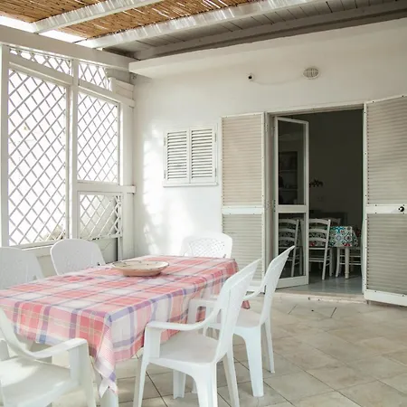 Maria Villanova di Ostuni